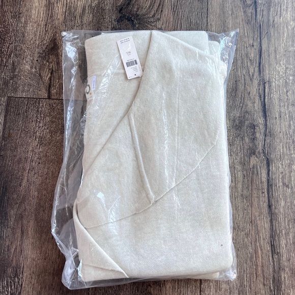 Anthropologie 💫 HP💫 Akemi + Kim Emory  Knit Kimono Wrap One Size - Picture 11 of 12